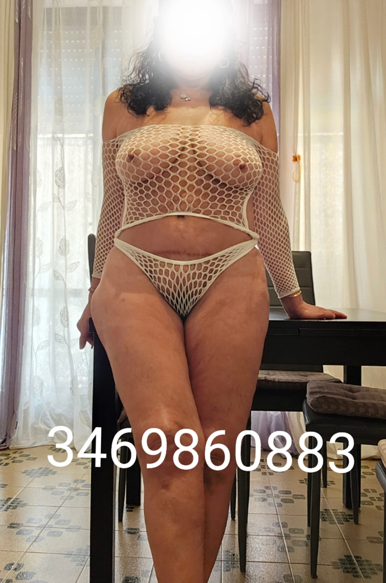 Marcella MARCELLA BELLA DONNA MATURA MOLTO DISPONIBILE E COMPLETA